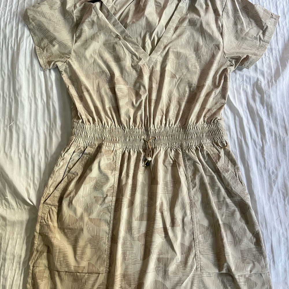 Chic Beige Patterned Mini Dress
